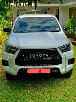 Toyota GR Sport 2004 Pickup (Used)