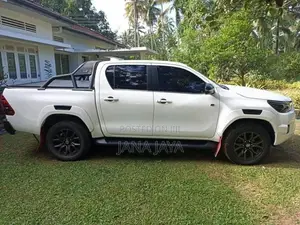 Toyota GR Sport 2004 Pickup (Used)
