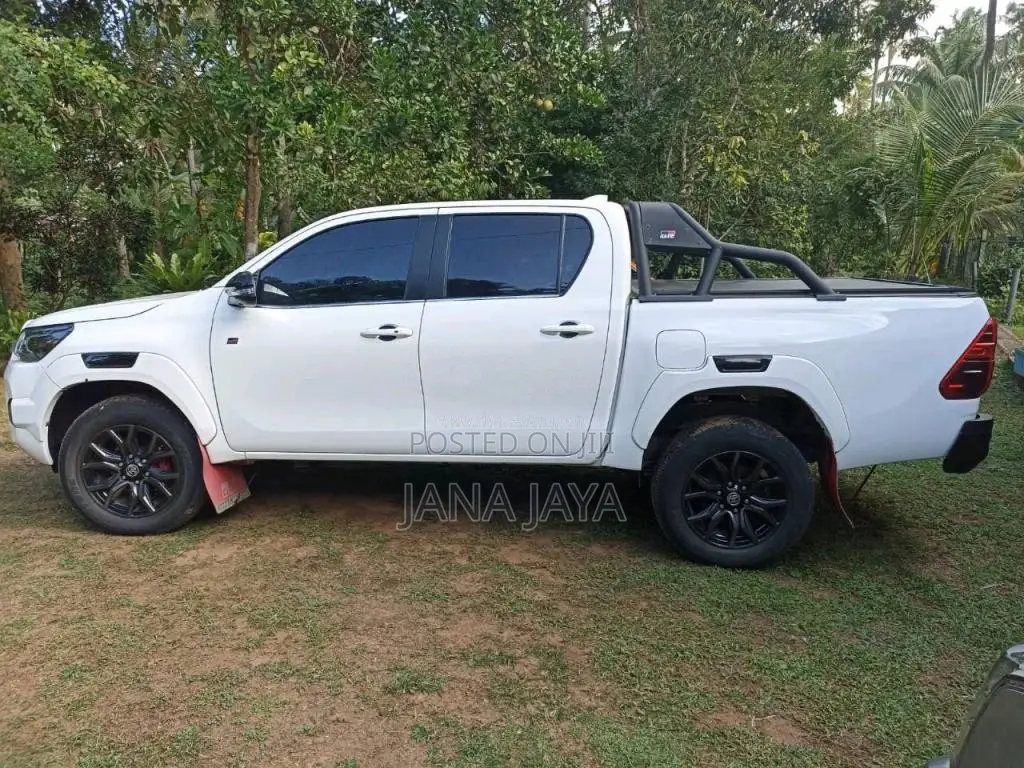 Toyota GR Sport 2004 Pickup (Used)