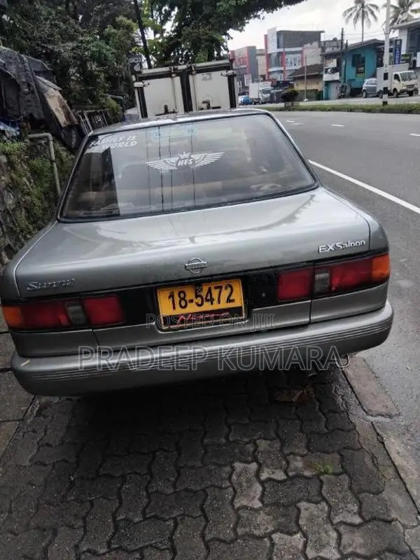 Nissan DOCTOR SUNNY 1992 Car (Used)