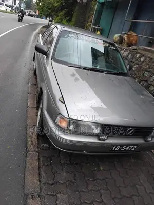 Nissan DOCTOR SUNNY 1992 Car (Used)