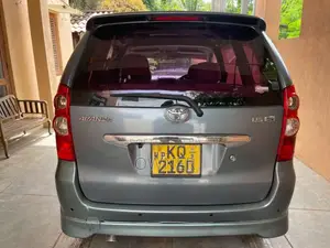 Toyota Avanza 2011 SUV (Used)