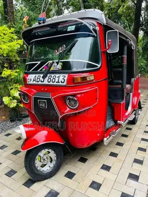 Bajaj 4 Stroke 2016 Three Wheel (Used)