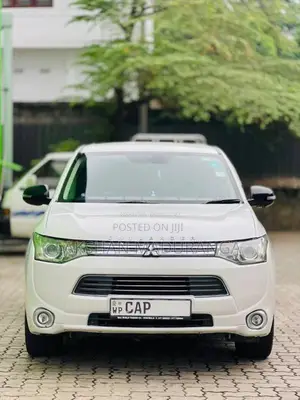 Mitsubishi Outlander 2016 SUV (Used)