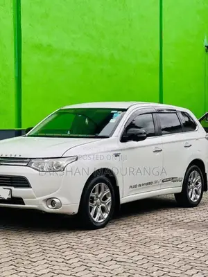 Mitsubishi Outlander 2016 SUV (Used)