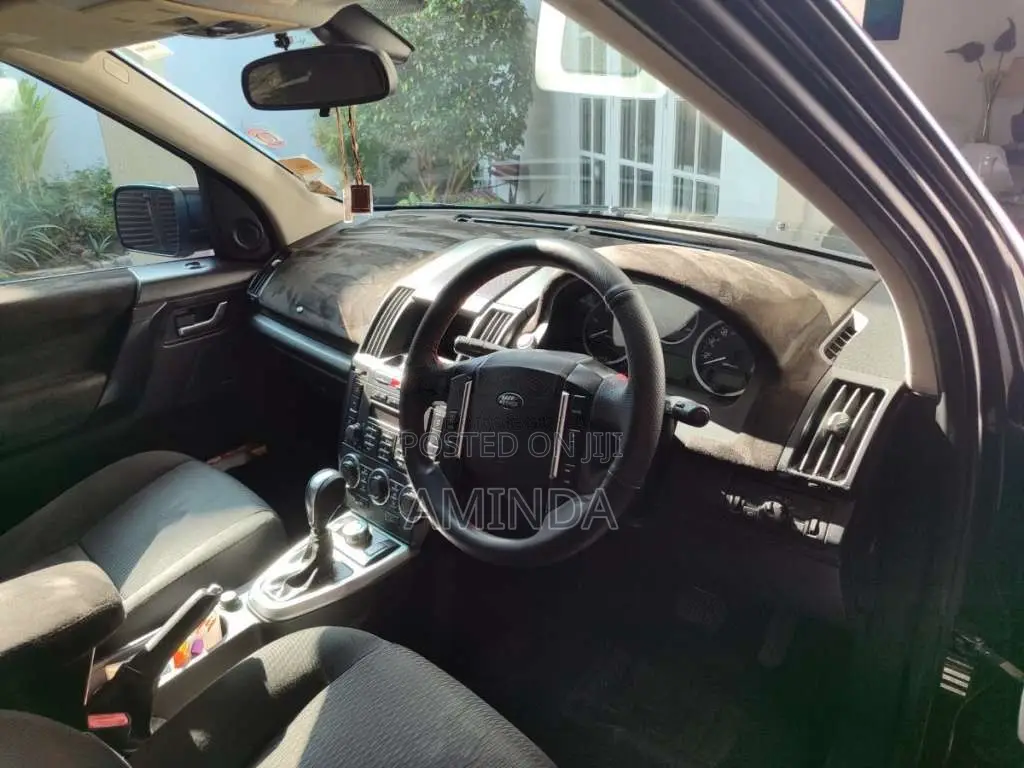 Land-Rover Freelander 2 2011 SUV (Used)