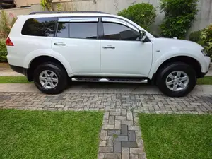 Mitsubishi Montero Sport 2012 SUV (Used)