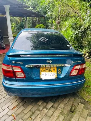 Nissan N16 2000 Car (Used)