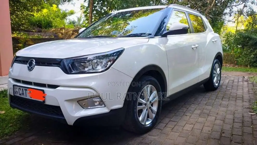 Micro Tivoli 2017 SUV (Used)