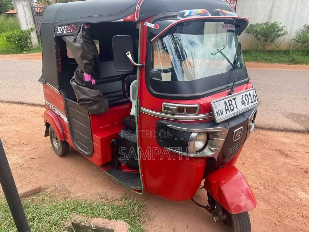 Bajaj 4 Stroke 2019 Three Wheel (Used)