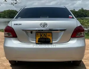 Toyota Belta 2011 Car (Used)