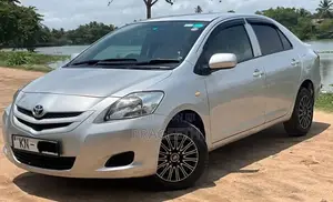 Toyota Belta 2011 Car (Used)