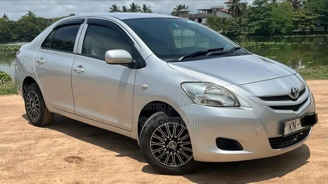 Toyota Belta 2011 Car (Used)