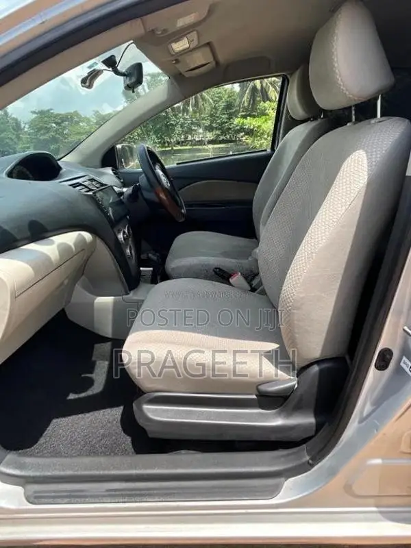 Toyota Belta 2011 Car (Used)
