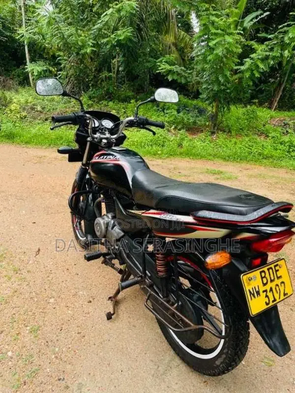 Bajaj Platina Es 2016 Motorbike (Used)