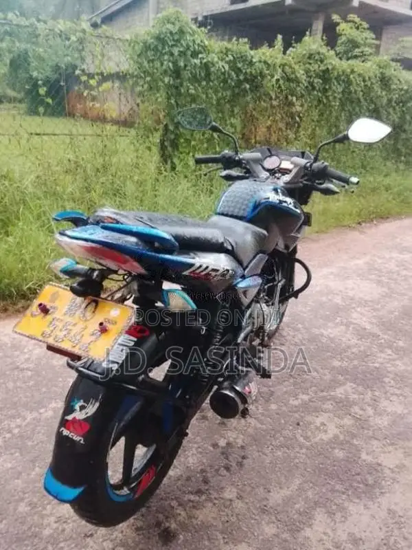 Bajaj Pulsar 2011 Motorbike (Used)