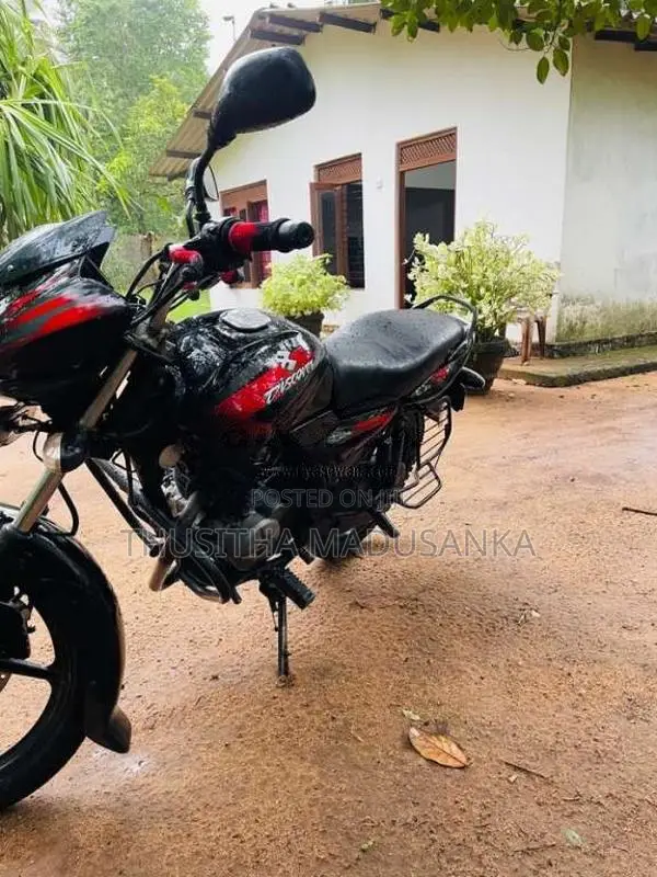 Bajaj Discover 2011 Motorbike (Used)