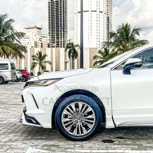 Toyota Harrier 2023 SUV (Used)