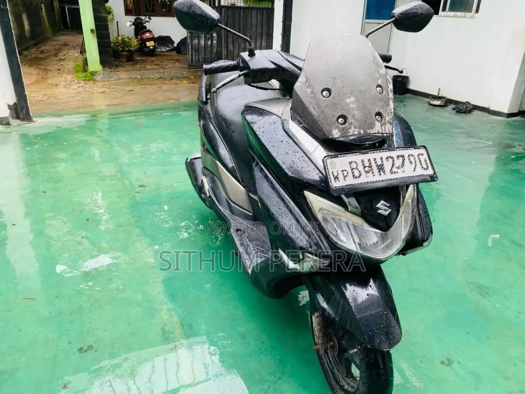 Suzuki Burgman 2019 Motorbike (Used)