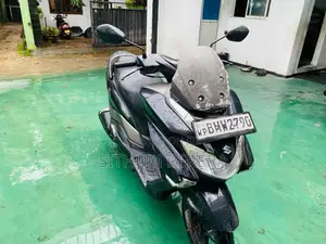 Suzuki Burgman 2019 Motorbike (Used)