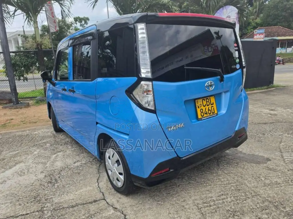 Toyota Tank 2018 Car (Used)