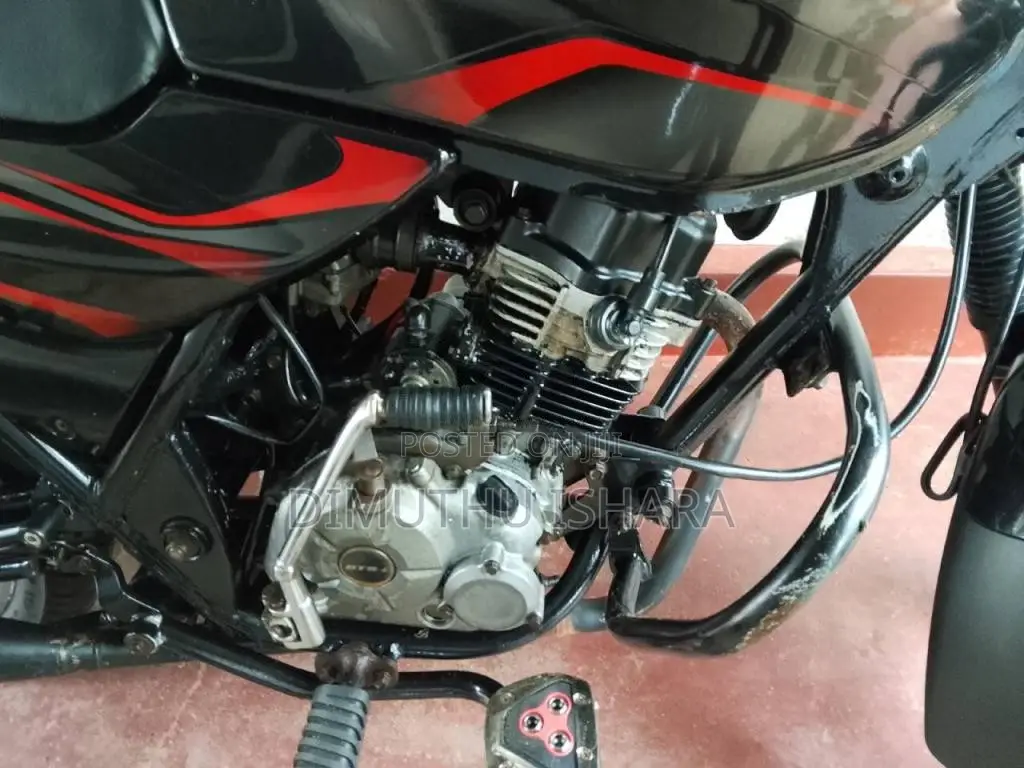 Bajaj Discover 2011 Motorbike (Used)