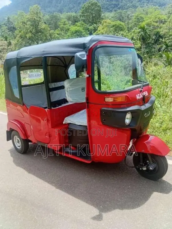 Bajaj RE 2026 Three Wheel (Used)