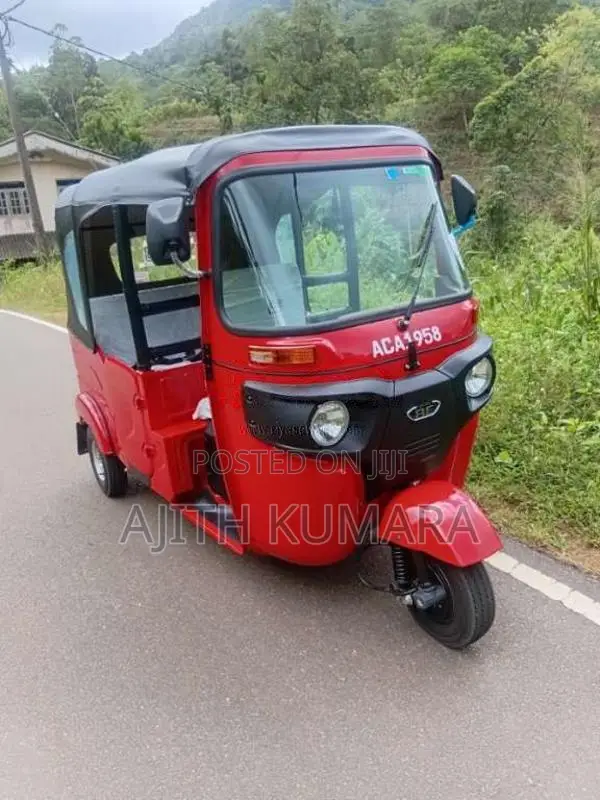 Bajaj RE 2026 Three Wheel (Used)
