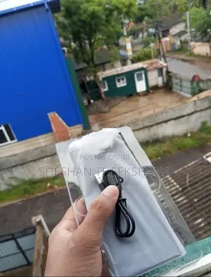 Ven-Dens 10000MAH Power Bank