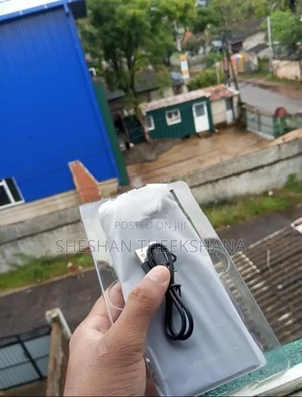 Ven-Dens 10000MAH Power Bank