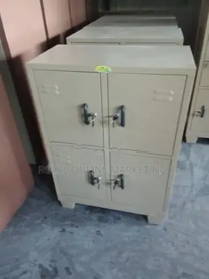 4 Door Steel Locker Set (SC-18)