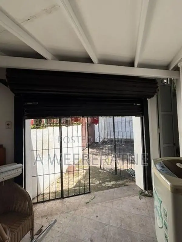 Elcardo Manual Roller Gate