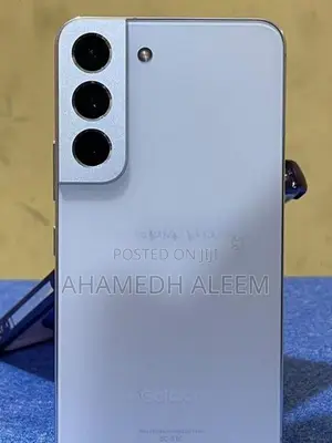Samsung Galaxy S22 (Used)