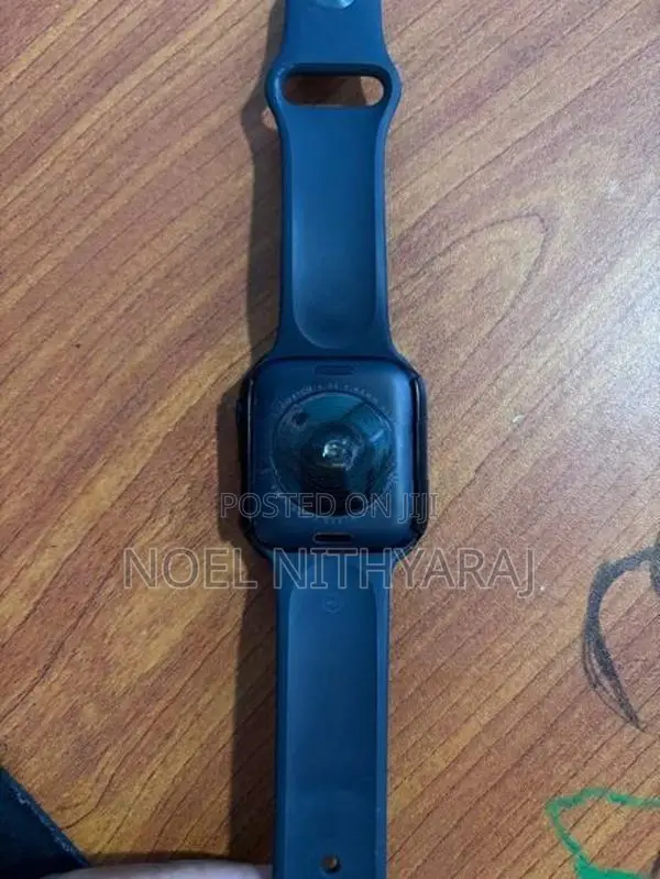 Apple SE (GPS) 2nd Generation