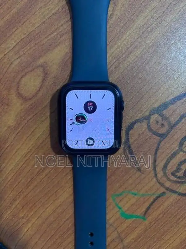 Apple SE (GPS) 2nd Generation