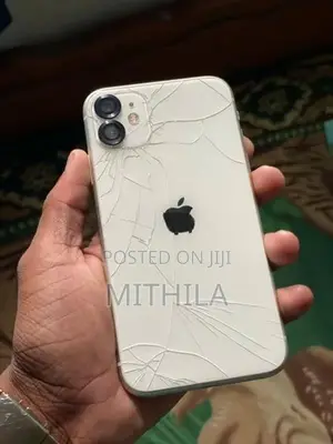 Apple iPhone 11 (Used)