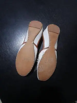 Pakistani Shoe's