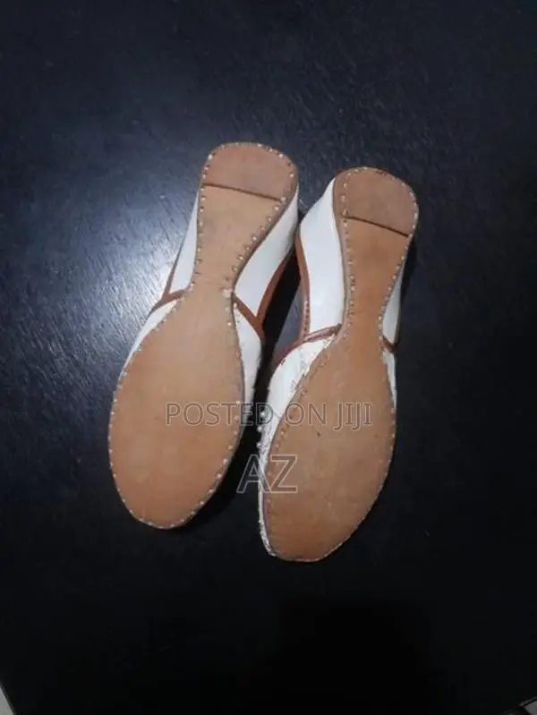 Pakistani Shoe's