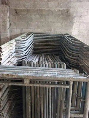 4’ Scaffoldings