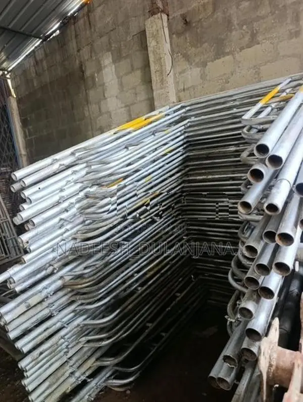 4’ Scaffoldings