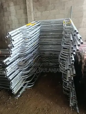 4’ Scaffoldings