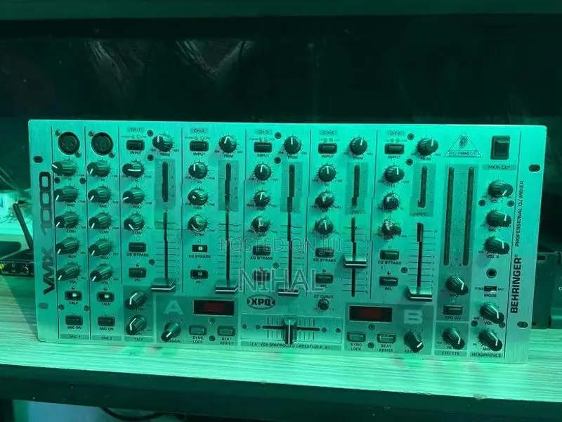 Behringer Mixer