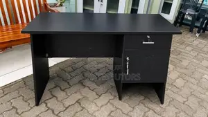 4*2 Black Office Table