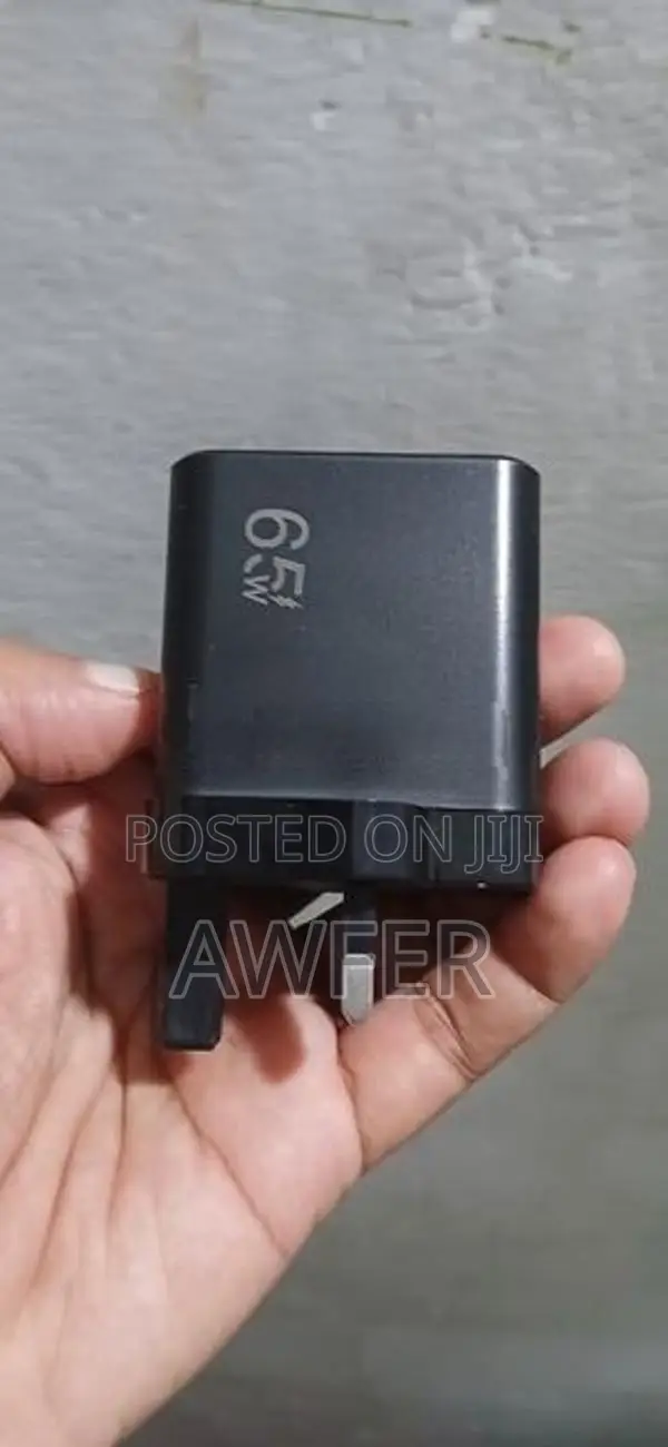 65 W Super Fast Charger