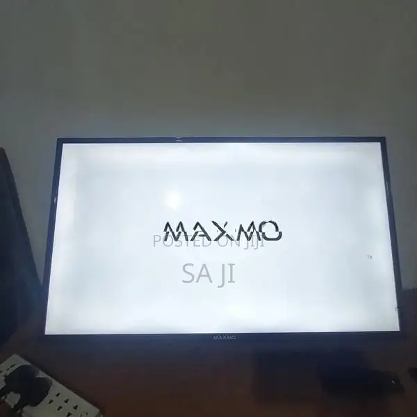 Maxmo 50-Inch LED TV