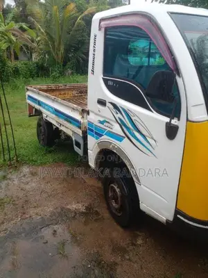 Tata Dimo Batta 2006 Lorry (Used)