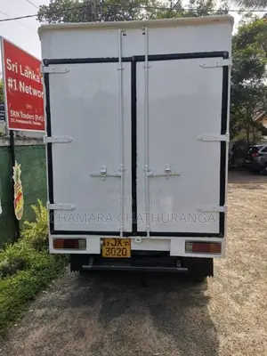 Mazda Mongo 2004 Lorry (Used)