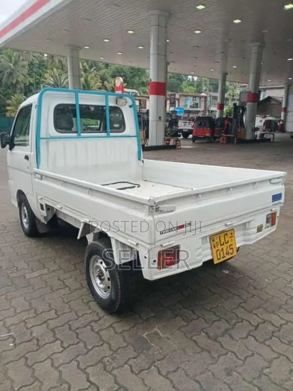 Daihatsu Hijet Twin Cam 2006 Lorry (Used)