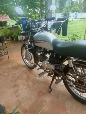 Hero-Honda Cd Dawn 2006 Motorbike (Used)