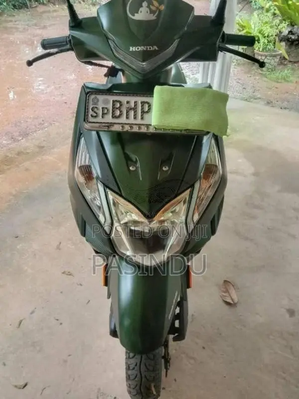 Honda Dio Dx 2019 Motorbike (Used)